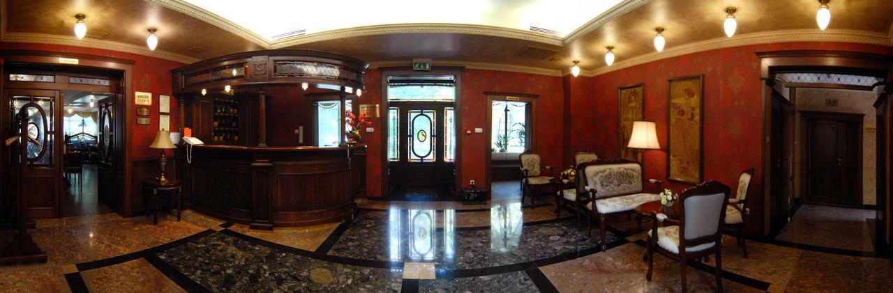 Villa Hotel Debrecen Exterior photo
